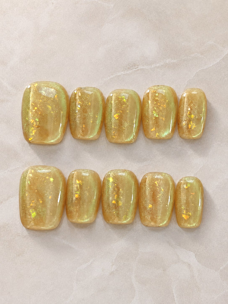 NUVIA 透金碎箔穿戴甲